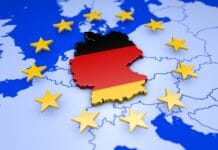 В Германия фермите с млечни крави намаляват, но производството на мляко расте
